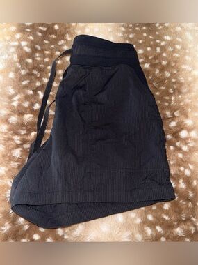 lululemon dance studio shorts
